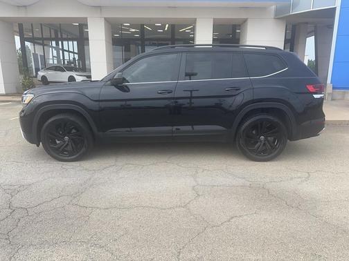 2023 Volkswagen Atlas 3.6L SE w/Technology