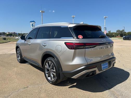 2024 INFINITI QX60 Luxe