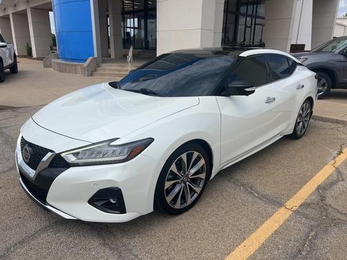 2021 Nissan Maxima Platinum