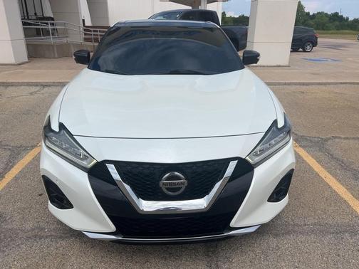 2021 Nissan Maxima Platinum
