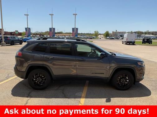 2023 Jeep Cherokee Altitude Lux