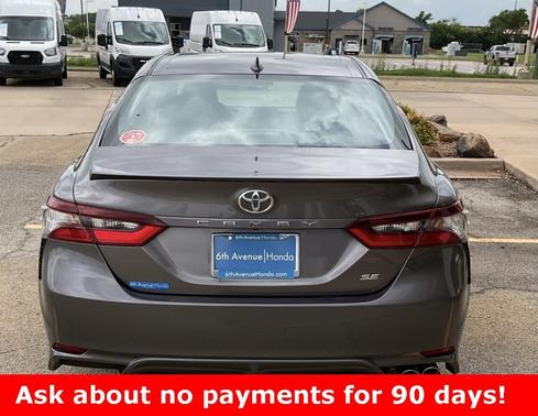 2022 Toyota Camry SE