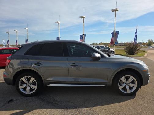 2018 Audi Q5 2.0T Tech Premium