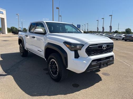 2025 Toyota Tacoma TRD Off Road