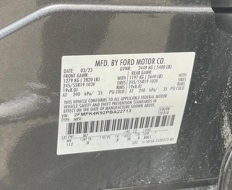 2023 Ford Edge Titanium