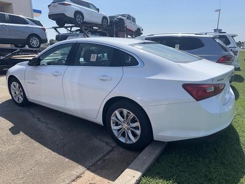 2024 Chevrolet Malibu LT