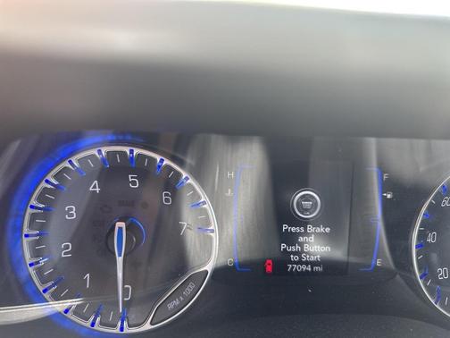 2020 Chrysler Pacifica Touring-L