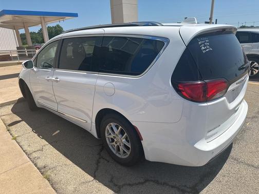 2020 Chrysler Pacifica Touring-L