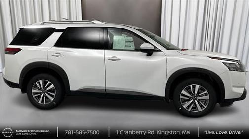 2025 Nissan Pathfinder SL 4WD