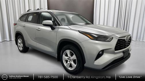 2022 Toyota Highlander LE