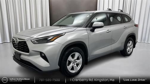 2022 Toyota Highlander LE