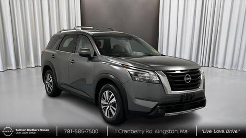 2022 Nissan Pathfinder SL 4WD