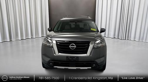 2022 Nissan Pathfinder SL 4WD