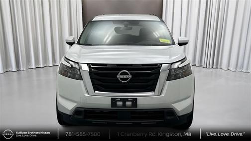 2025 Nissan Pathfinder SV 4WD