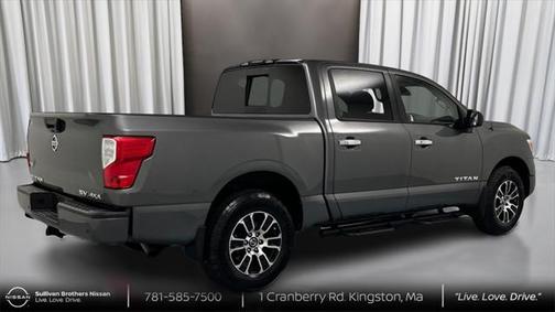 2021 Nissan Titan SV