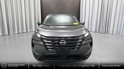Gun Metallic 2026 Nissan Rogue SV