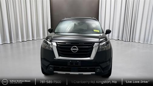 2025 Nissan Pathfinder SL 4WD