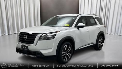 2025 Nissan Pathfinder Platinum 4WD