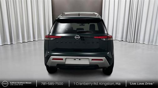 2024 Nissan Pathfinder SL 4WD