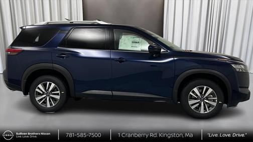 2025 Nissan Pathfinder Platinum 4WD