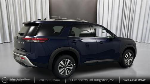 2025 Nissan Pathfinder Platinum 4WD