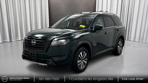 2025 Nissan Pathfinder SL 4WD
