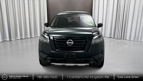 2025 Nissan Pathfinder SL 4WD