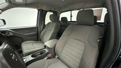 2017 Nissan Frontier SV