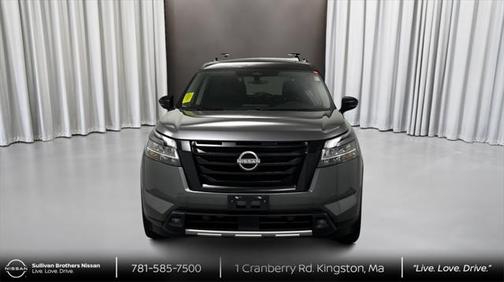 2023 Nissan Pathfinder SL 4WD