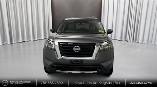 2023 Nissan Pathfinder SL 4WD