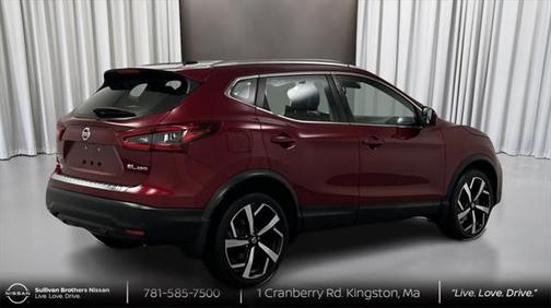 2022 Nissan Rogue Sport SL