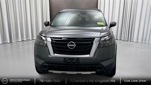 2025 Nissan Pathfinder SL 4WD