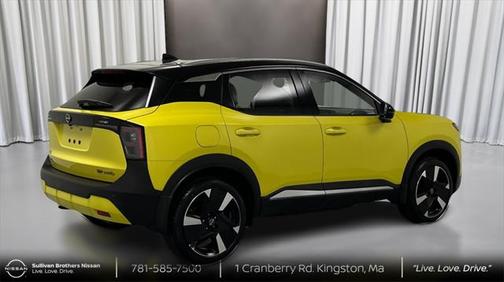 2025 Nissan Kicks SR