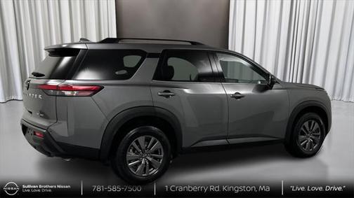 2022 Nissan Pathfinder SV 4WD