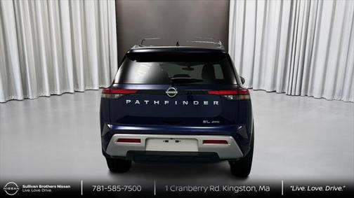 2025 Nissan Pathfinder SL 4WD