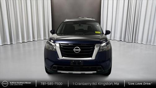 2025 Nissan Pathfinder SL 4WD
