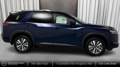 2025 Nissan Pathfinder SL 4WD