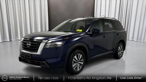 2025 Nissan Pathfinder SL 4WD