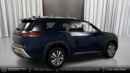 2025 Nissan Pathfinder SL 4WD
