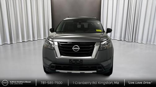 2025 Nissan Pathfinder Platinum 4WD