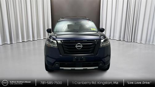 2023 Nissan Pathfinder Platinum 4WD