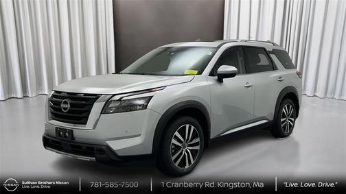 2025 Nissan Pathfinder Platinum 4WD