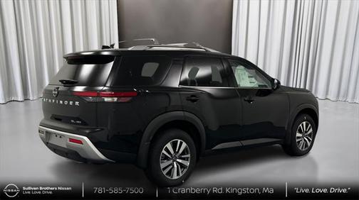 2025 Nissan Pathfinder SL 4WD