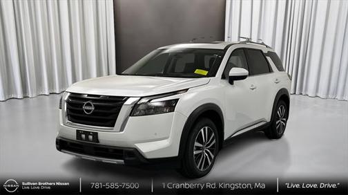 2025 Nissan Pathfinder Platinum 4WD