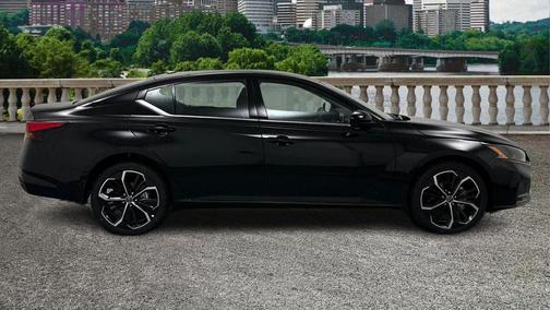 Super Black 2024 Nissan Altima SR Intelligent AWD