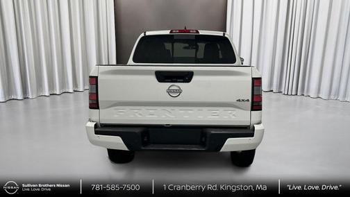 2025 Nissan Frontier SV