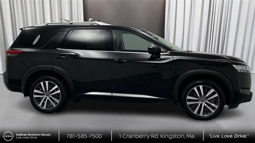 2022 Nissan Pathfinder Platinum 4WD