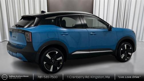 2025 Nissan Kicks SR