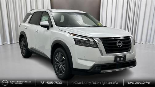 2025 Nissan Pathfinder SL 4WD
