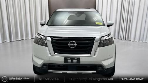 2025 Nissan Pathfinder SL 4WD